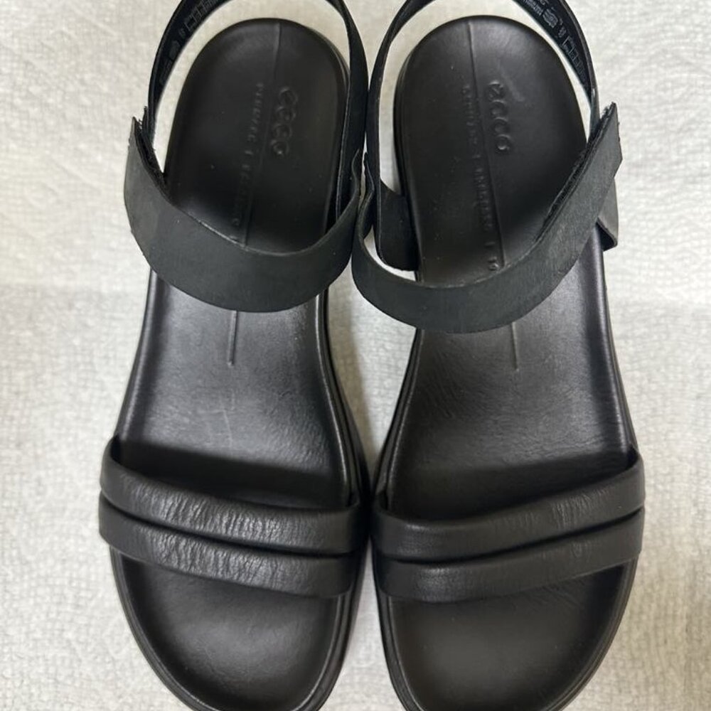 ECCO Women's Flowt Luxery Wedge Ankle Strap Sandal size 38 / US 7M-7.5M
